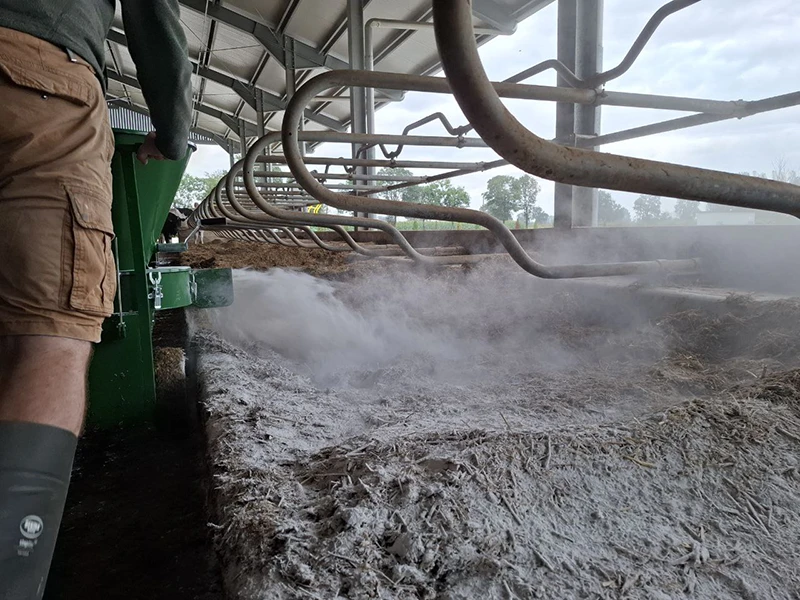 innovativo-carrello-spargi-polveri